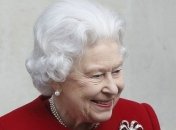 Королева Елизавета II возвращается к своим обязанностям