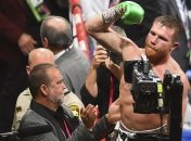 Сауль Альварес лишен титула IBF