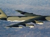 На базе ВВС США в Тихом океане разбился бомбардировщик В-52