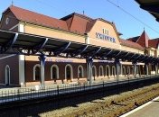 В Ужгород назначили дополнительные "сакуровые" поезда