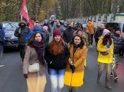 Активисты приехали «проведать» Зеленского: что сейчас происходит в «Феофании» (фото, видео)