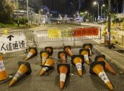 В Гонконге демонстранты согласились разобрать часть баррикад