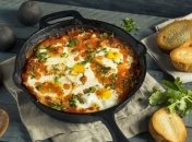 Оригінальний сніданок із трьох яєць