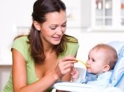 Питание ребенка от 6 месяцев до года: составляем дневной рацион