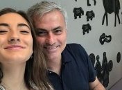 Моуриньо показал свою праздничную елку