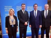 Политическая позиция не учитывается: Канада заверила Украину в поддержке