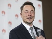 Илон Маск покурил марихуану в прямом эфире радиошоу (Видео)