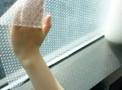 И антистресс и утеплитель: как сделать в квартире теплее за 150 гривен