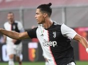 Король штрафных вернулся: Роналду огорчил вратаря Торино (Видео)