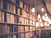 В России из библиотек уберут книги "для взрослых"