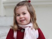 Дочь принца Уильяма и Кейт Миддлтон впервые посетила детский сад