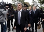 Тейлор даст показания Конгрессу США по делу об импичменте Трампа