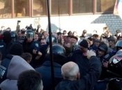 В Харькове захватили здание местной облгосадминистрации