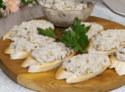 М'ясна намазка на хліб