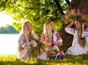 Троица 2015: лучшие СМС-поздравления в стихах