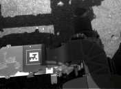 "Кьюриосити" сфотографировал "таинственную марсианскую луну"