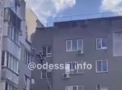 Разбилась насмерть, пытаясь спастись от пожара: видео момента трагедии под Одессой