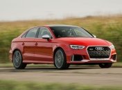 Audi RS3 решили сделать еще мощнее