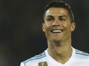 Роналду потребовал увеличения зарплаты до уровня Месси и Неймара