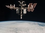 Американские астронавты будут искать место утечки аммиака из МКС