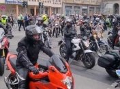 Немецкие мотоциклисты протестуют против запрета езды по воскресеньям и во время праздников