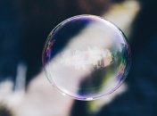 Можно разместить даже на мыльном пузыре: созданы самые тонкие, легкие и гибкие солнечные батареи в мире