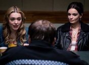 Появились кадры второго сезона сериала "Сексуальное воспитание" (Фото)