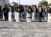 В Багдаде во время столкновений с демонстрантами погиб полицейский