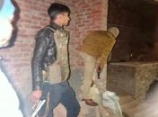 Индийский псих: Полиция ликвидировала преступника, который держал в заложниках более 20 детей