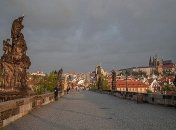 Чехия отменяет масочный режим на улице