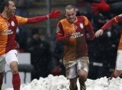 Под турецким снегом: "Галатасарай" выбивает "Ювентус" из ЛЧ (Видео)