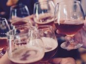 Експерти розповіли, в якій країні найбільше п'ють алкоголю