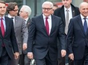 Польша, Франция и Германия призвали Москву и Киев к диалогу