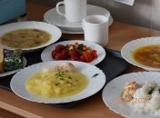 Никаких странных субстанций: в ВСУ после скандала показали, чем кормят солдат (фото)