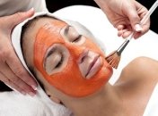 Как правильно наносить и смывать маски для лица?