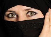 Египетские стюардессы могут надевать хиджабы в самолетах