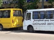 "Батькивщина": Власть привезла на свои митинги детей