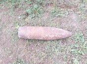 В Киеве нашли 152 мм снаряд времен войны