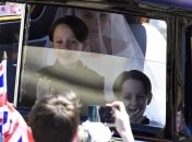 Мальчик-паж затмил Меган Маркл во время свадьбы (Видео) 