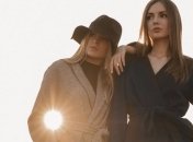 Жена Андре Тана представила свою осеннюю коллекцию одежды: фото