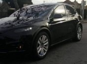 Tesla обкатывает серийную версию Model X