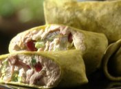 Школьный буритос с курицей