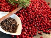 Названа ягода, которая снижает холестерин и сахар в крови