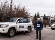 Боевик угрожал наблюдателям ОБСЕ штурмовой винтовкой 