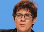 Міністр оборони Німеччини: На ідею Заходу нападають, особливо Росія