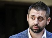 Моно-большинство под угрозой: Арахамия заявил о четырех группах внутри Слуги народа