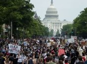 У США тривають протести: сили безпеки заблокували підхід до Білого дому