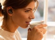 Sony официально представила "умный" беспроводной наушник (Видео)