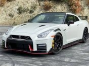 Легендарный Nissan GT-R Nismo сконструировали из Lego (Видео)