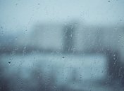 Аномальная погода в Киеве: гроза парализовала город